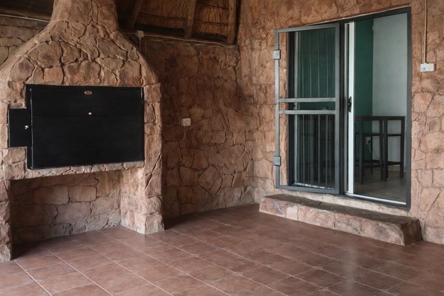 3 Bedroom Property for Sale in Geelhoutpark North West